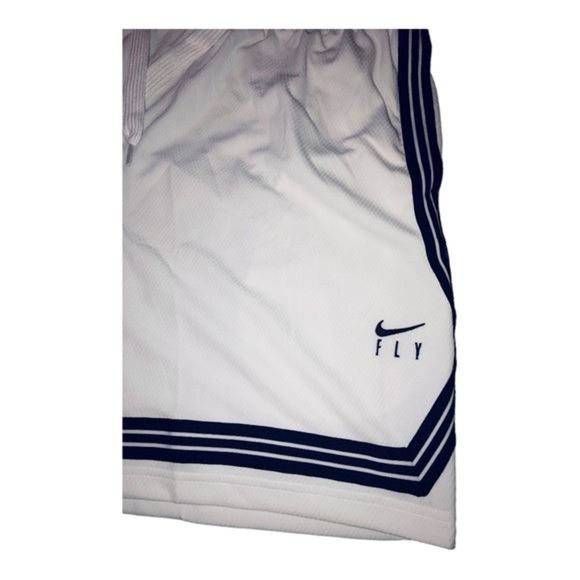 Nike‎ Dri-FIT Swoosh Fly Women’s black & white Basketball Shorts Size XXL new - Picture 9 of 15